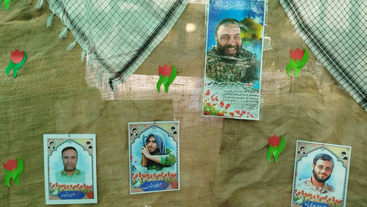 برگزاری نمایشگاه دفاع مقدس در رز بازگشایی مدارس