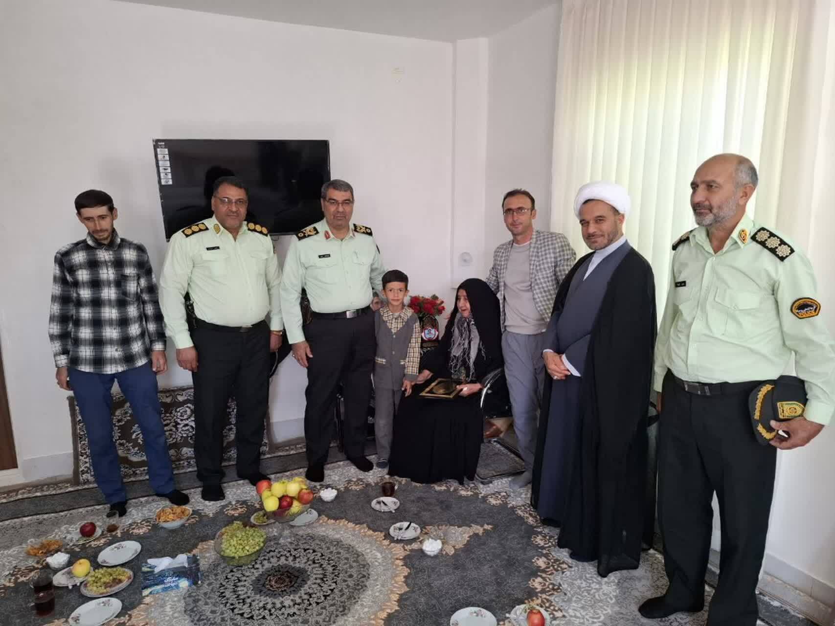 اقدام جالب شهدایی برای خانواده شهید محمدرضا سلطانی اقدام جالب شهدایی برای خانواده شهید محمدرضا سلطانی