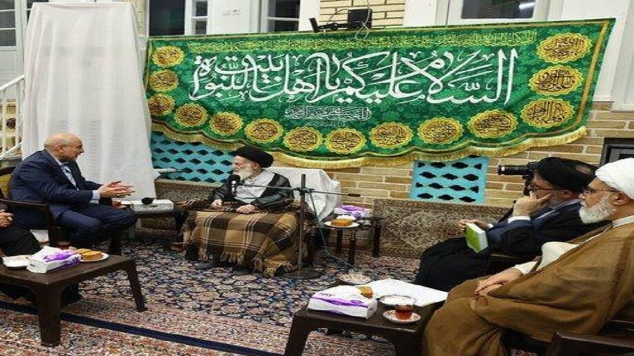 باید قیمت برخی کالاهای اساسی با کالابرگ ثابت نگه داشته شود