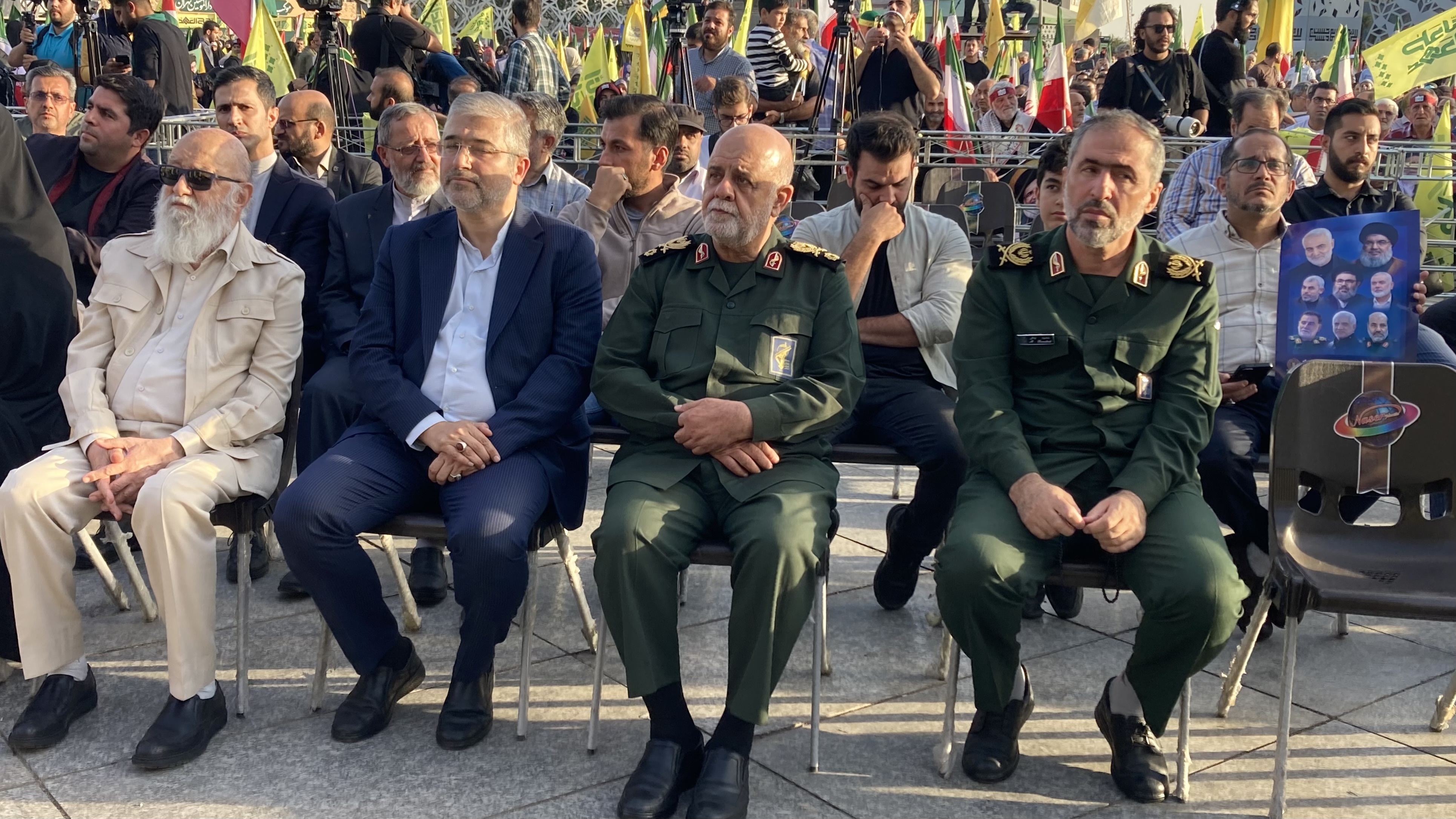 برگزاری اجتماع مردمی انا علی العهد