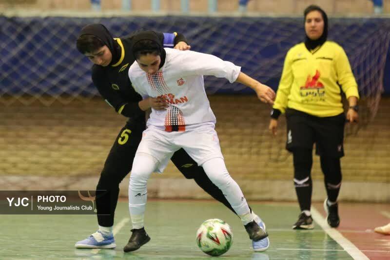 بازی فوتسال بانوان مس&zwnj;کرمان و سپاهان اصفهان