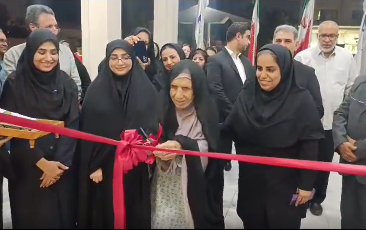 مرکز مهر و گفت‌و‌گو؛ جایی برای لبخند سالمندان بندرعباس