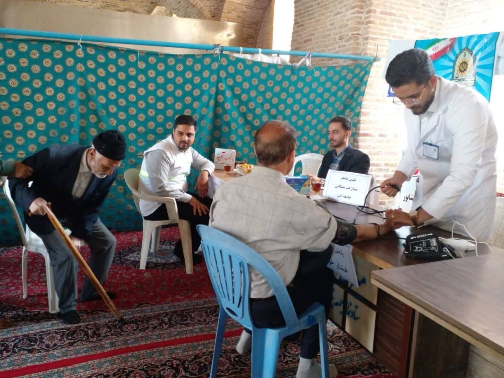 برگزاری میز خدمت این هفته نیشابور به مناسبت هفته فراجا