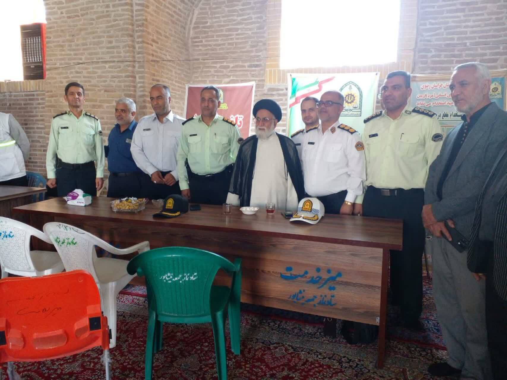برگزاری میز خدمت در نیشابور