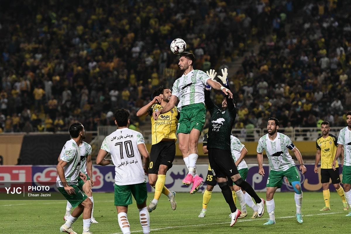لیگ برتر فوتبال / پرسپولیس - ذوب آهن