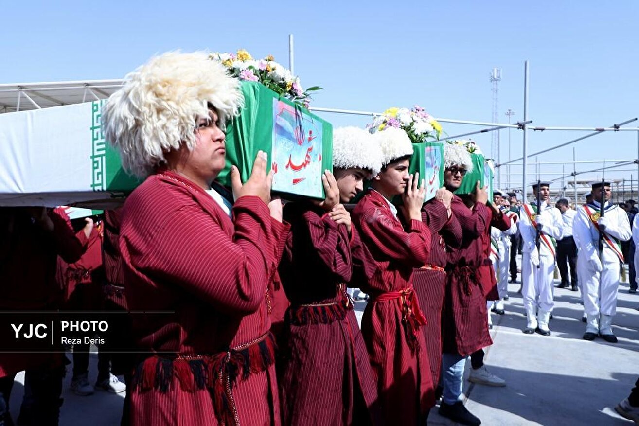 ورود پیکر پاک ۴۶ شهید تازه تفحص شده به کشور