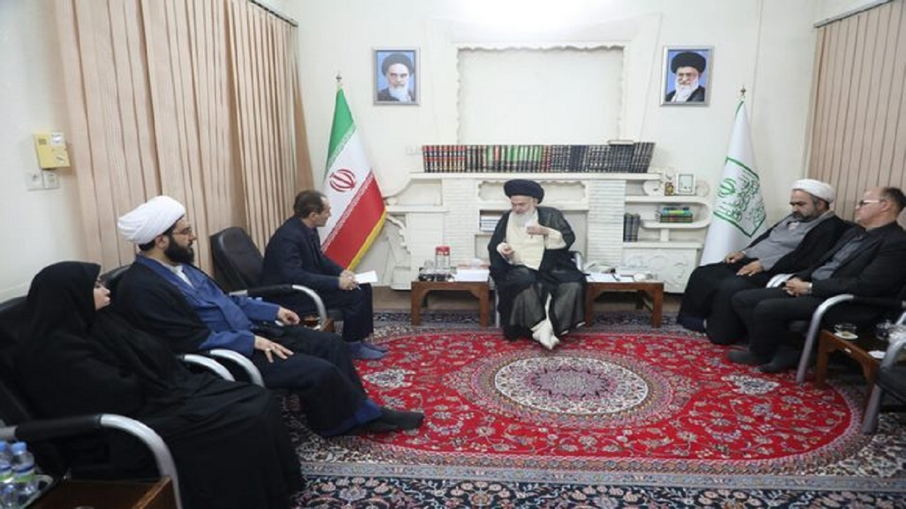 رئیس جامعه مدرسین از گرانی‌های افسار گسیخته انتقاد کرد