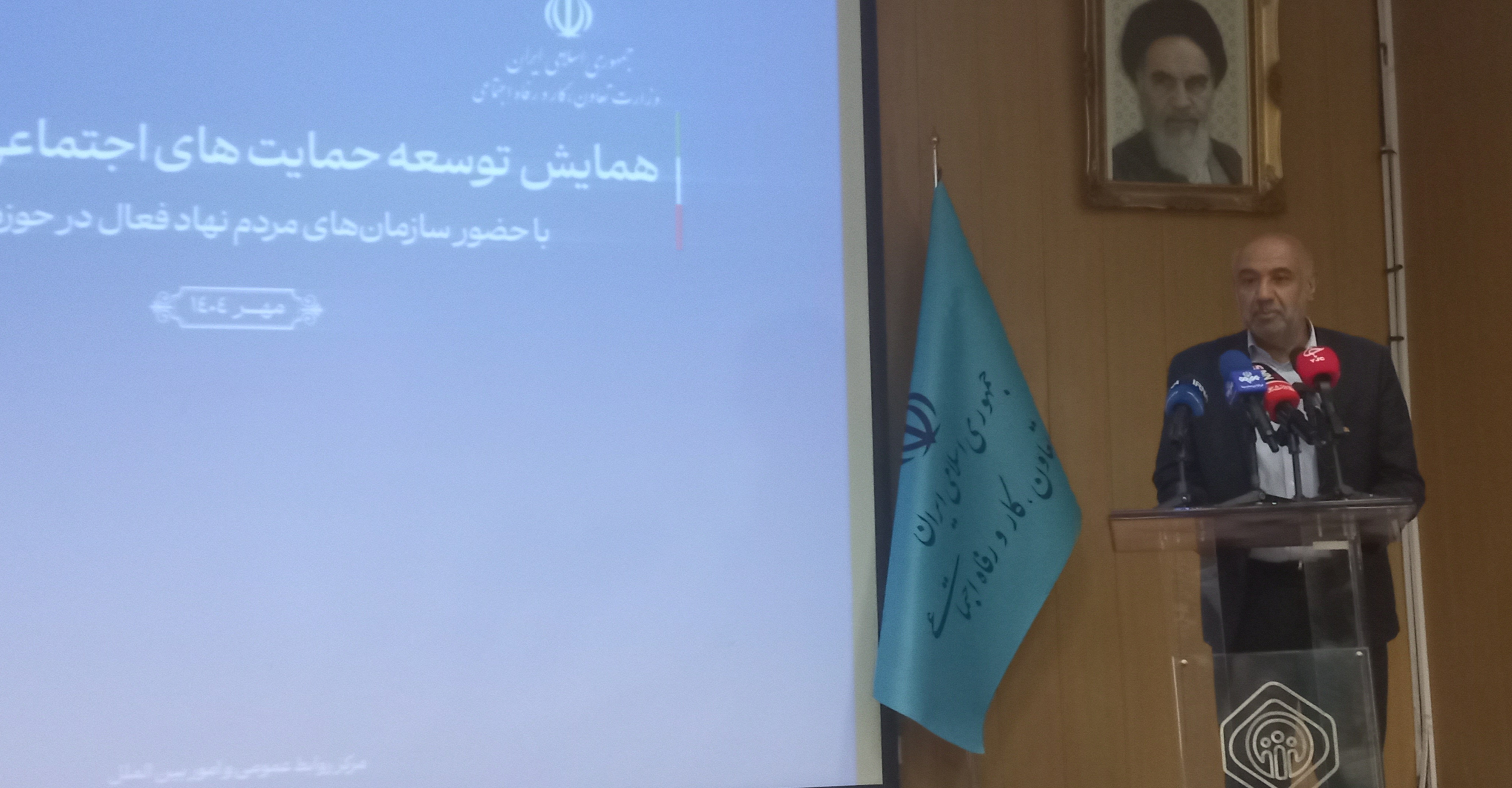 اقدامات موثر برای کاهش بازماندگان از تحصیل در دستور کار دولت است