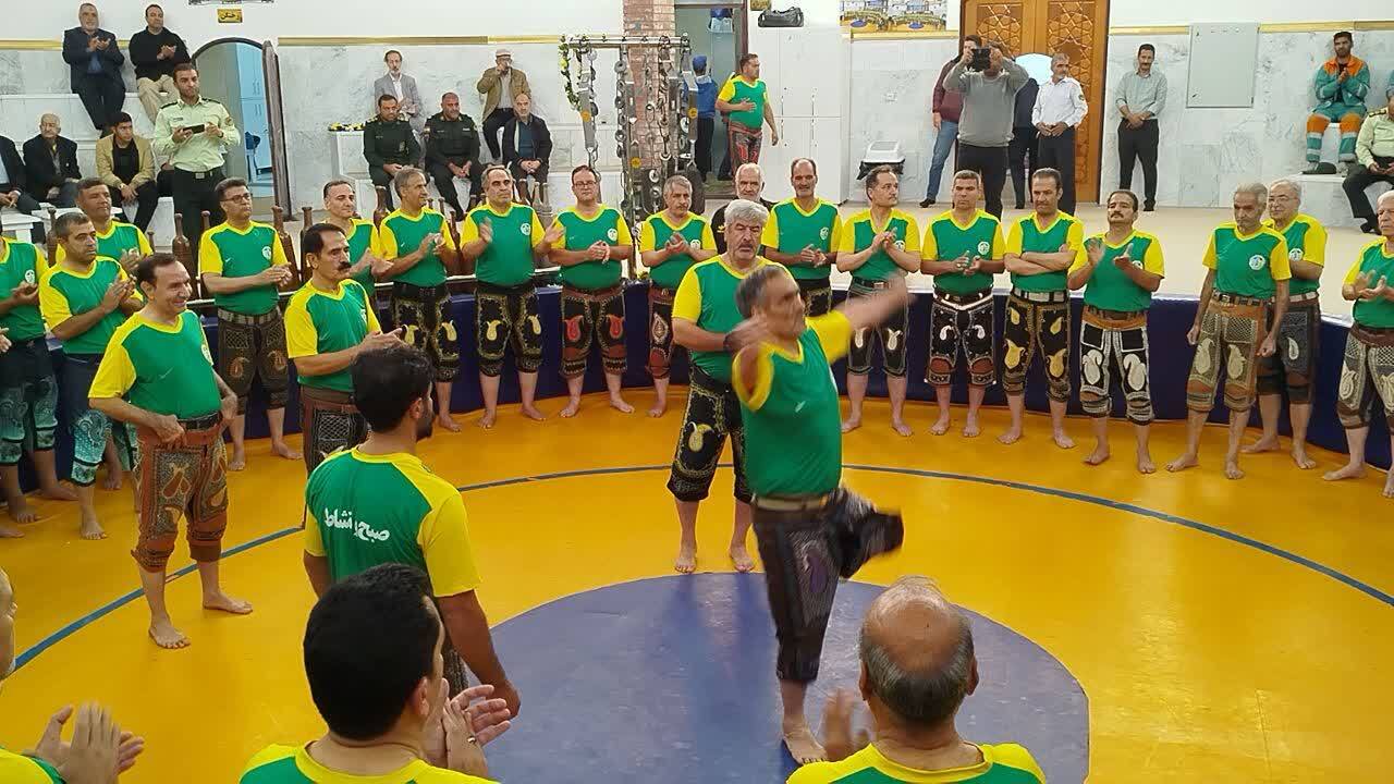 پهلوانان و پیشکسوتان زورخانه بین المللی