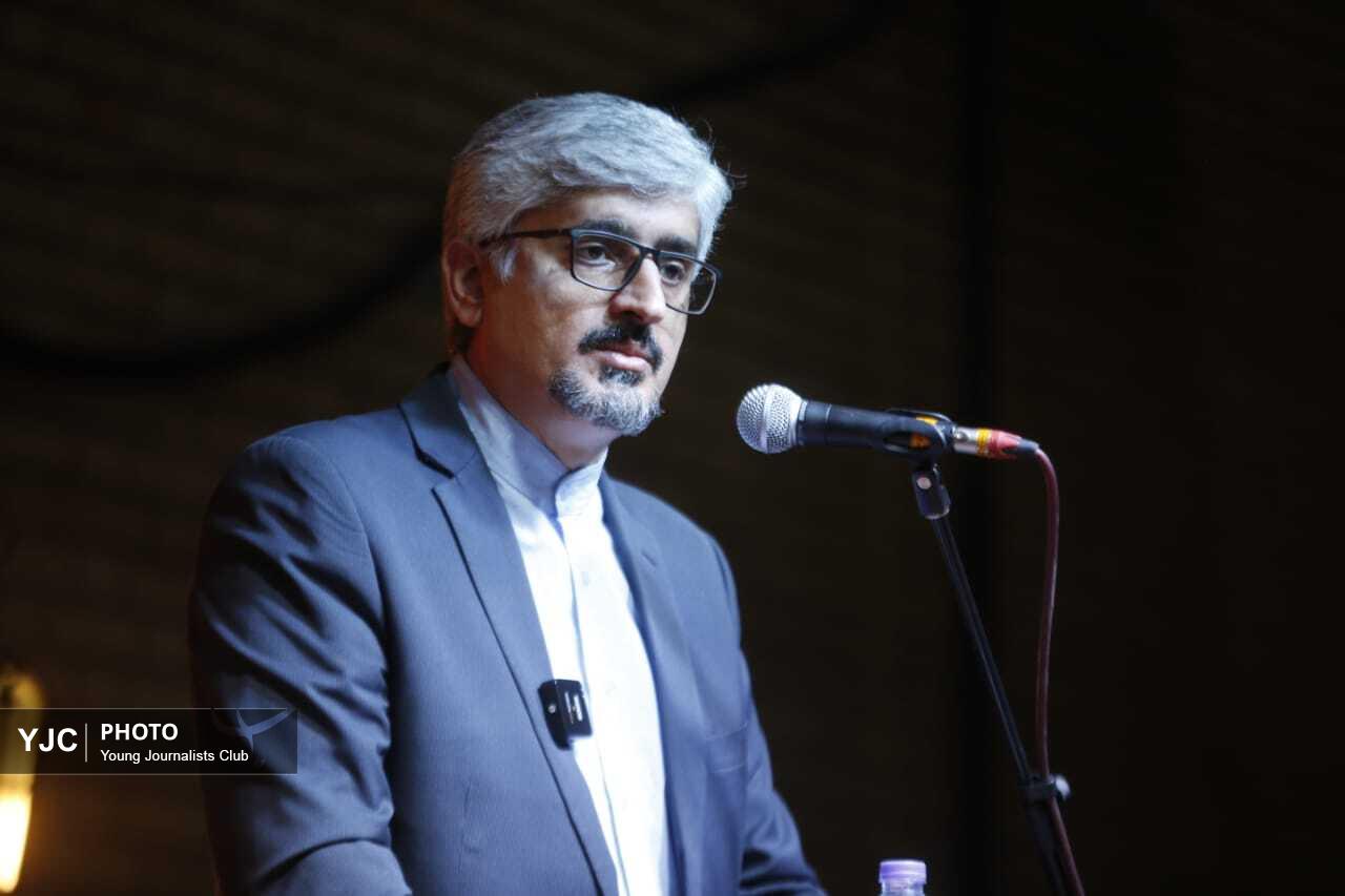 سپیدان قطب تولید و صادرات سیب کشور می‌شود