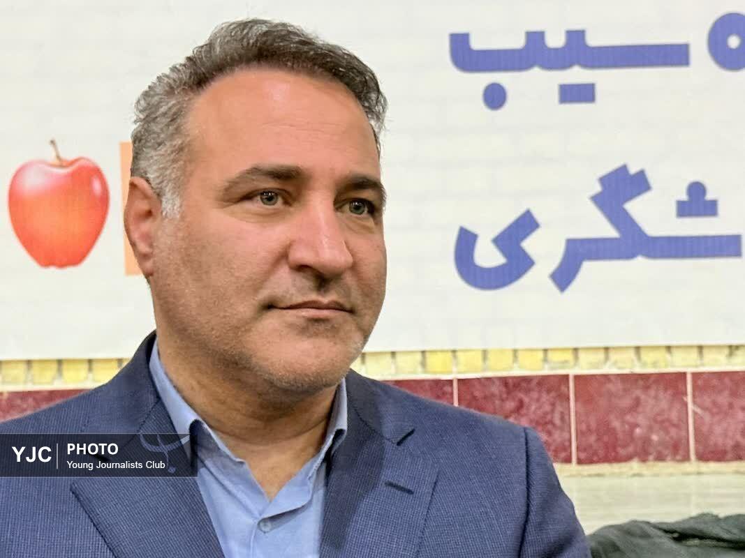 تولید سالانه ۲۴۰ هزار تن سیب در شهرستان سپیدان