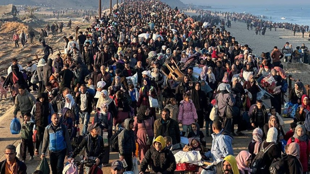 با برقراری آتش بس فلسطینی ها در حال بازگشت به غزه هستند