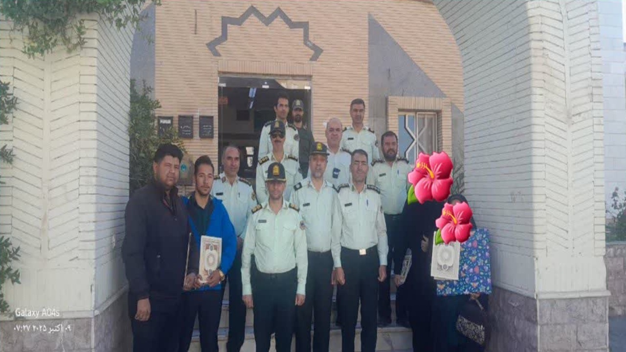 اقدام زیبای رئیس کلانتری ۱۳ قدس شهرستان نیشابور  در هفته فراجا + عکس