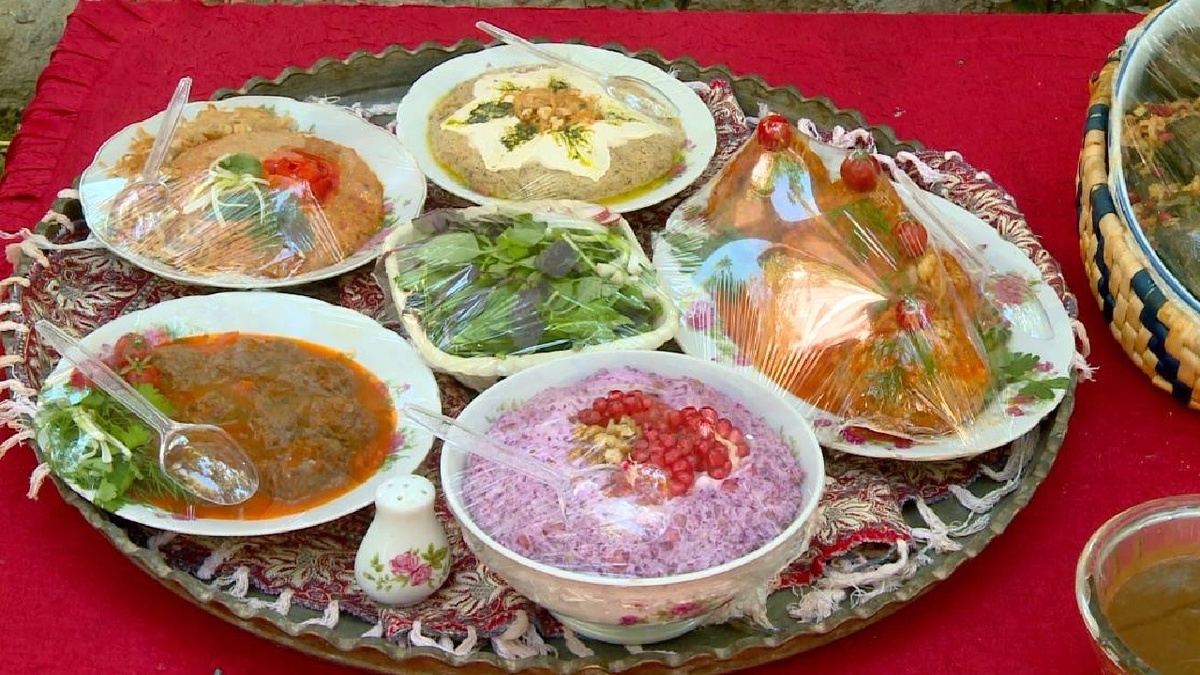 باشگاه خبرنگاران -جشنواره غذاهای محلی در سیباندره؛ طعم فرهنگ در روز ملی روستا