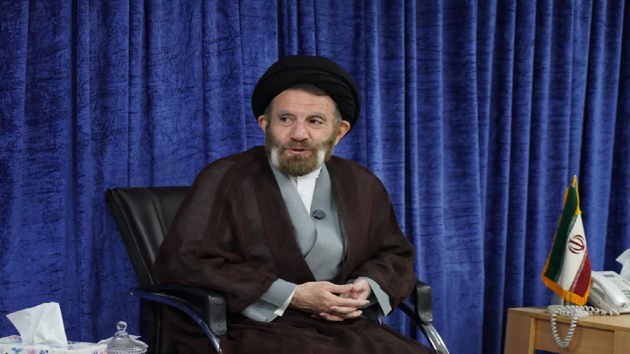 ضرورت توجه ملی و راهبردی به توسعه متوازن استان‌ها ؛ آب لرستان به کام صنایع آب بر کشور