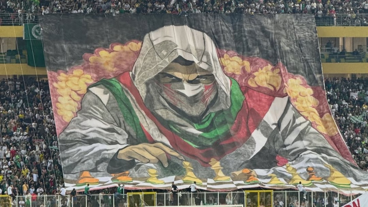 قیامی که جهانی شد + فیلم