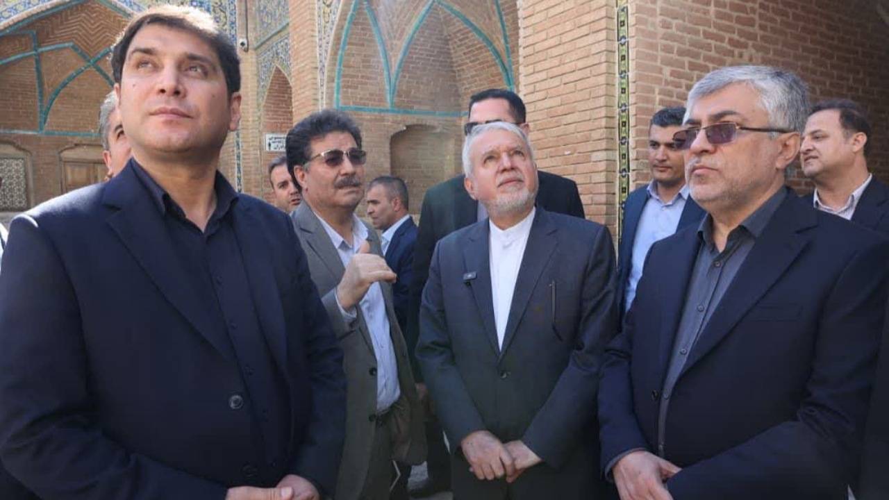 سنندج را باید با فرهنگ و تمدنش به جهان معرفی کنیم/ کردستان گنجینه‌ای از تاریخ، هویت و زیبایی ایران‌زمین است