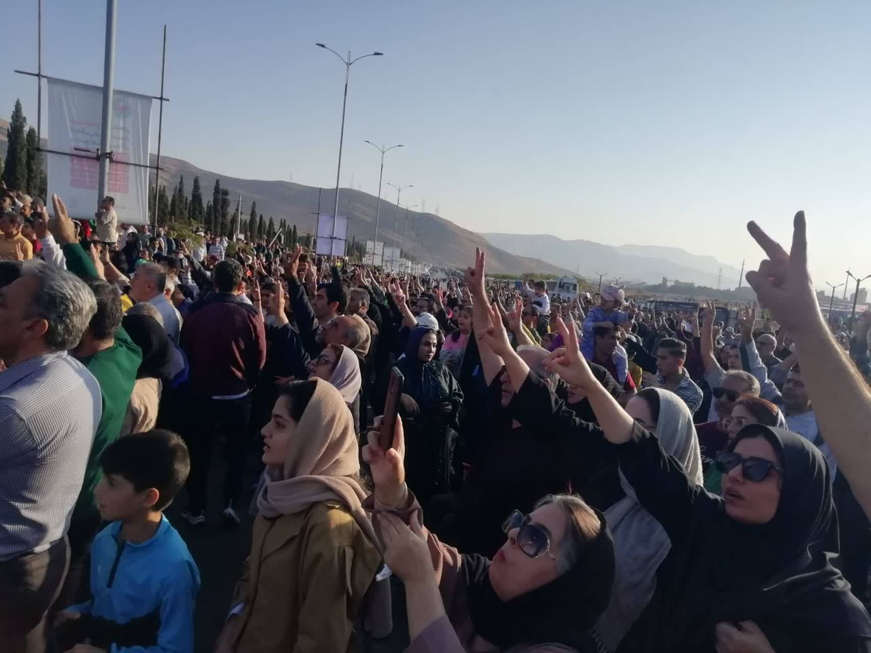 برگزاری پویش ایران جان، فارس ایران در شیراز برگزاری پویش ایران جان، فارس ایران در شیراز