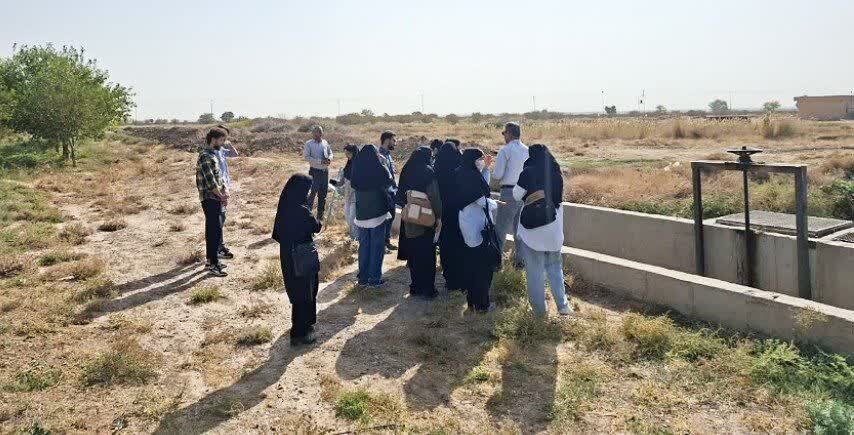 بازدید دانشجویان دانشکده علوم پزشکی از تصفیه فاضلاب نیشابور