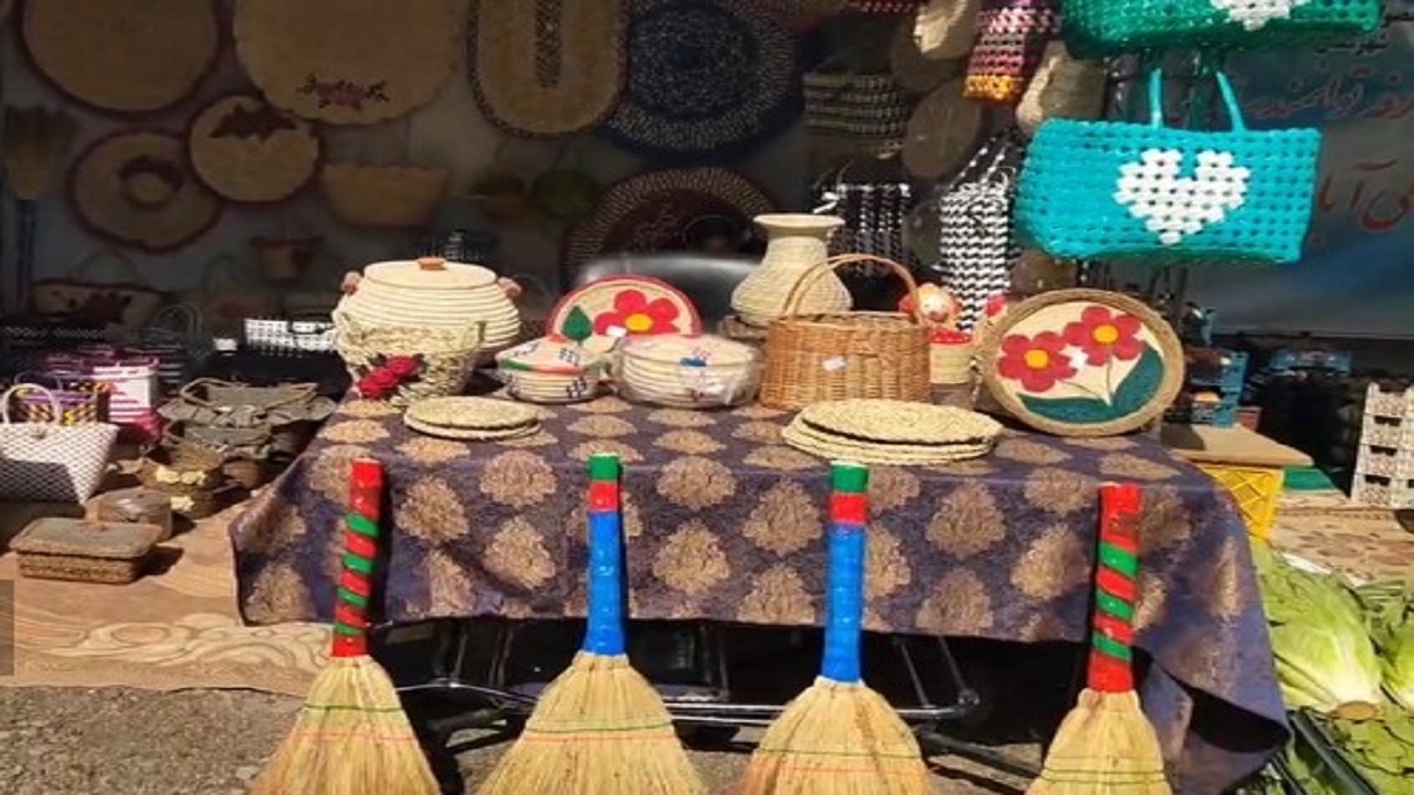 نمایشگاه از مزرعه تا سفره در شهرستان جعفرآباد قم برپا شد