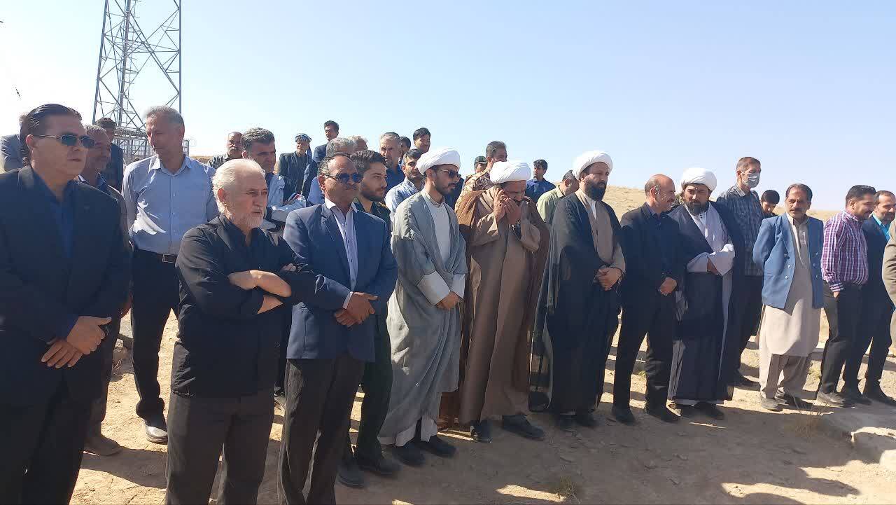 ز وداع با شکوه اهالی روستای کل نعتو با مادر شهید عباس محمدی