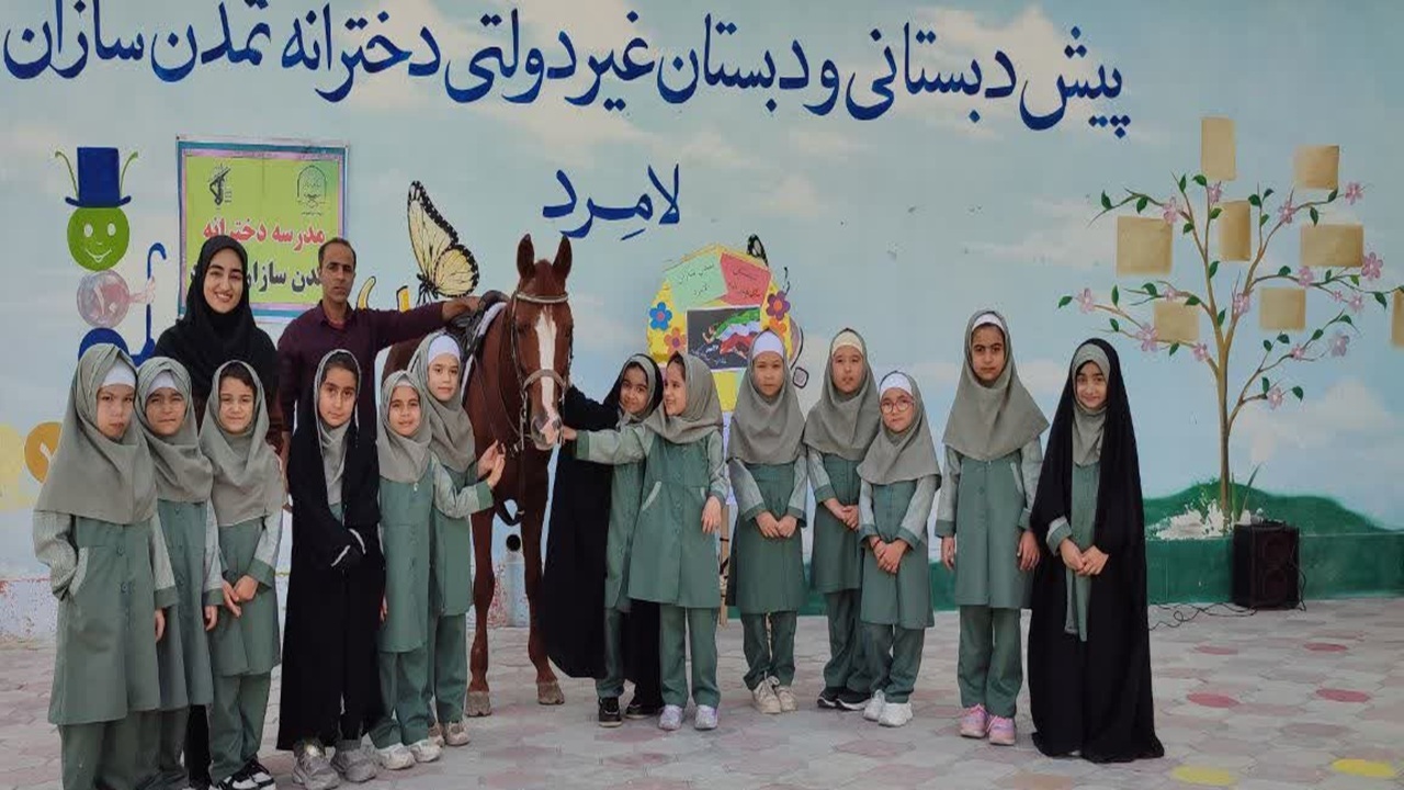 آشنایی دانش آموزان با ورزش اسب سواری و سوارکاری در مجموعه ورزشی شهید نعیمی لامرد