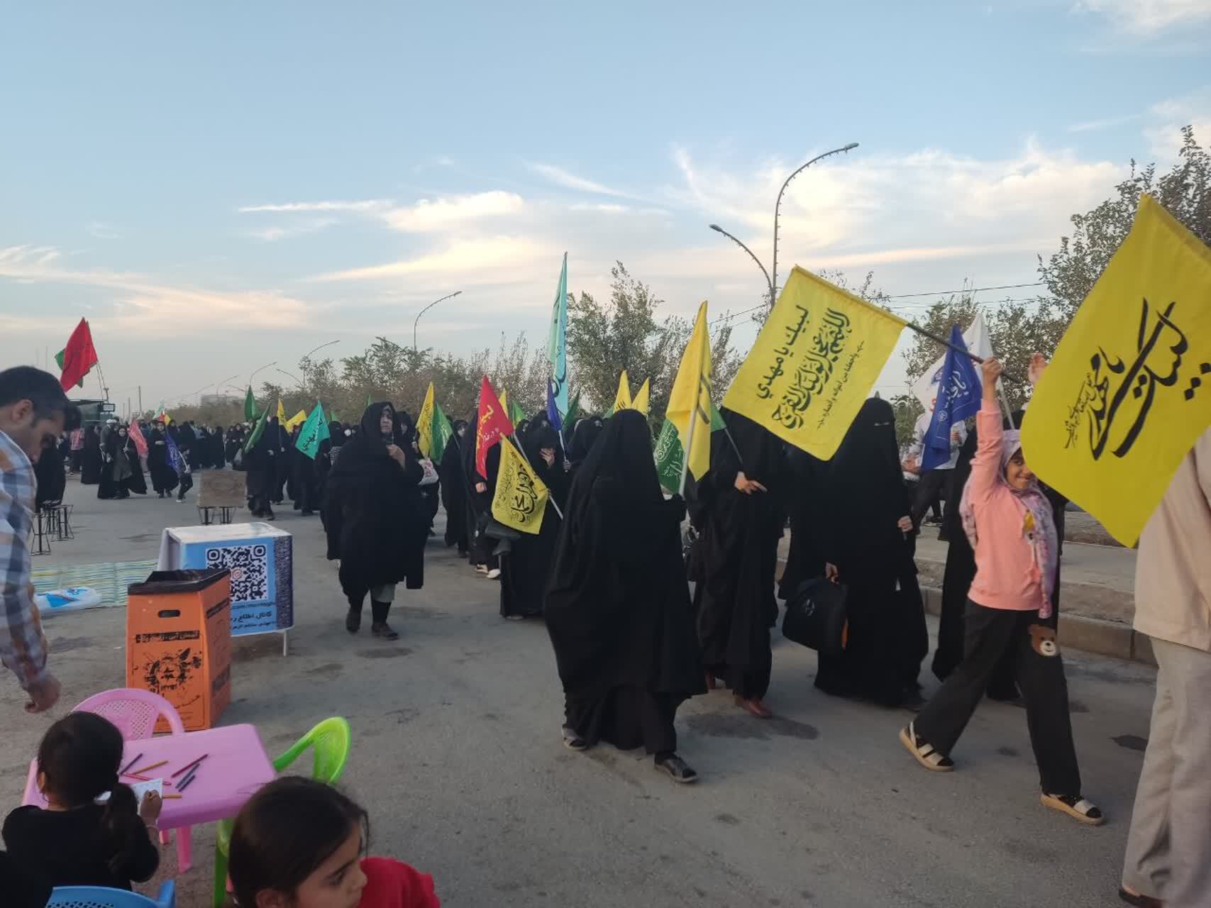 حال و هوای زائران در سه شنبه شبهای مسجد مقدس جمکران حال و هوای زائران در سه شنبه شبهای مسجد مقدس جمکران
