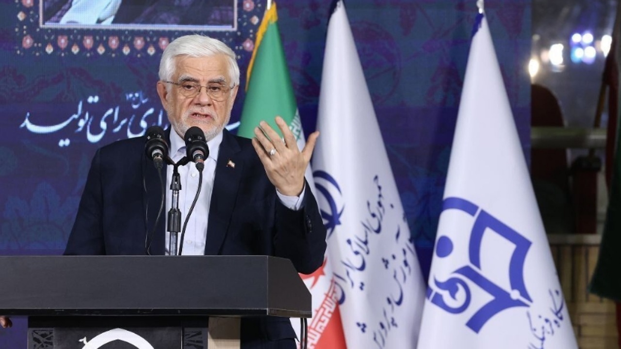 عارف: دانشگاه فرهنگیان باید در جایگاه ستاد عالی تربیت معلم باشد