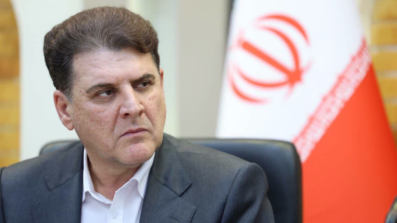 باید نظام حزبی را در کشور تقویت کرد