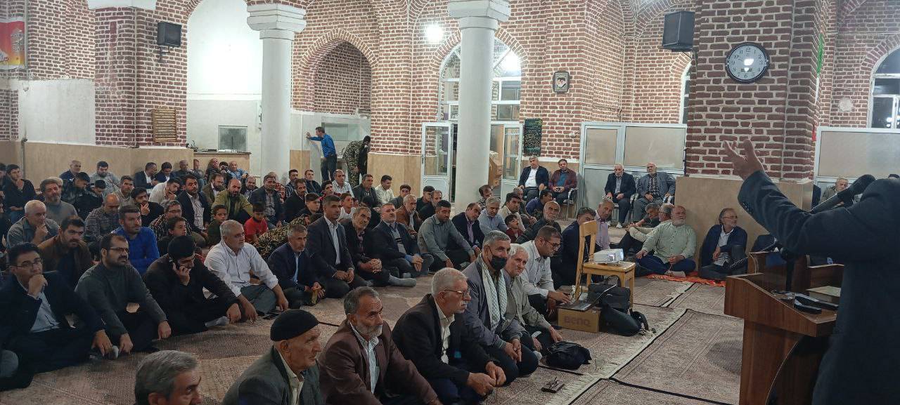 دیزج دیز در هفته دفاع مقدس رنگ و بوی شهدا گرفت