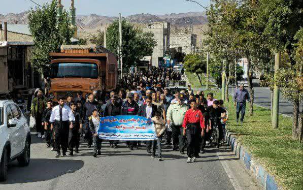 همایش پیاده روی خانوادگی در شهرستان خواجه