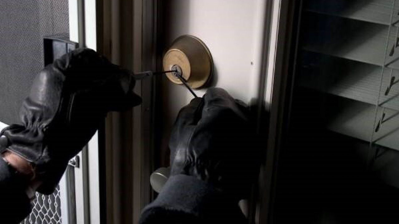 انتقام، بهانه‌ای برای سرقت اموال خواهر