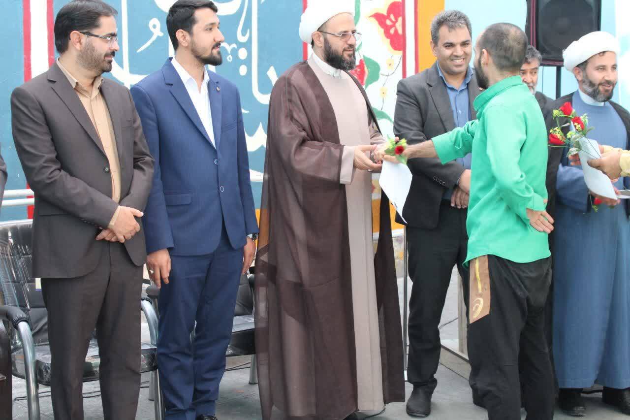 ۱۱ محکوم زرندی با عفو رهبری آزاد شدند/ مرخصی قانونی برای شماری از محکومان ایثارگر در هفته دفاع مقدس