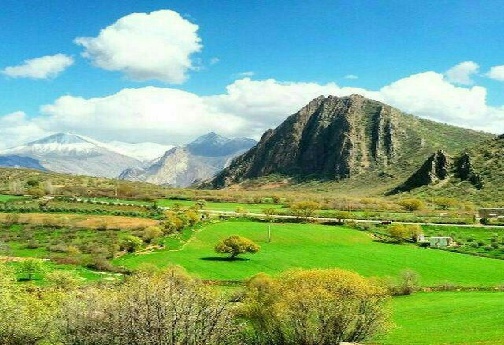 سرخی انار در آغوش سبز لرستان؛ سفری به بهشت انارستان&zwnj;های پاپی