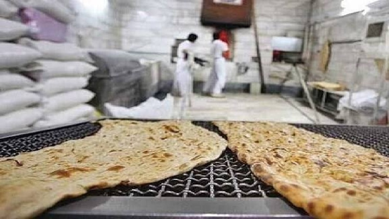 سرانه نانوایی‌ها در لرستان بالاتر از میانگین کشوری؛ صف طولانی مجوز نانوایی در استان