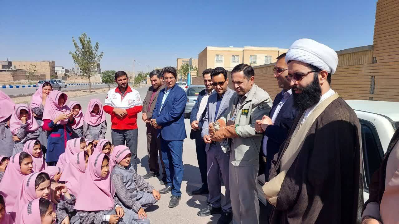 اقدام زیبای رهاسازی پرنده شکاری ارزشمند درطبیعت
