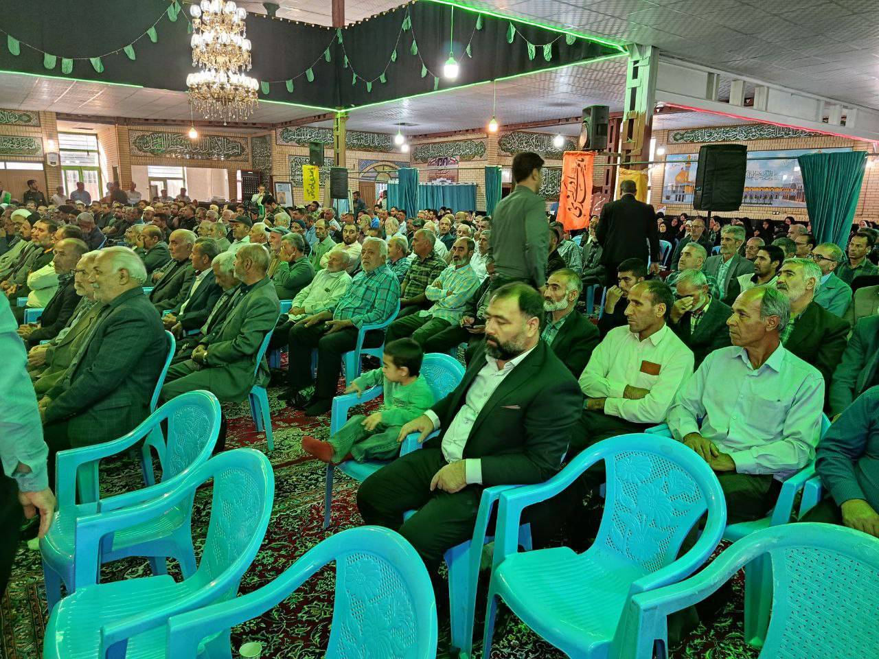 برگزاری مراسم یادواره شهدای شهرستان آوج در قاب دوربین شهروندخبرنگار