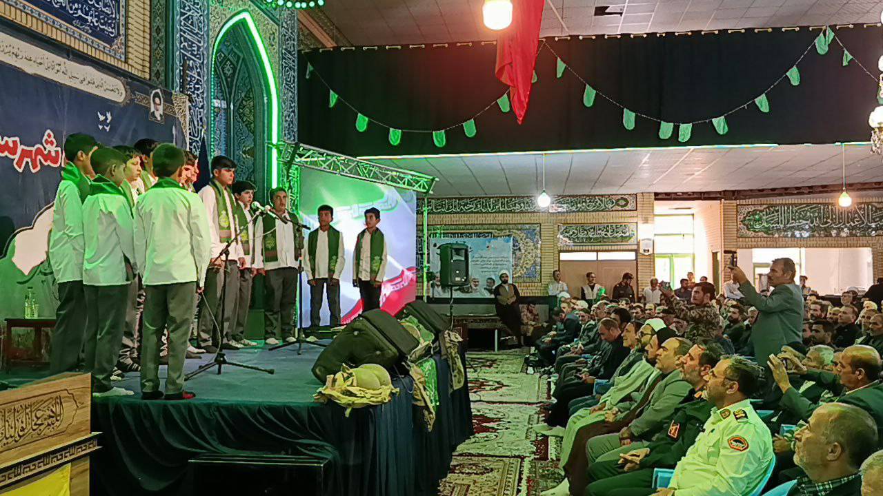 برگزاری مراسم یادواره شهدای شهرستان آوج در قاب دوربین شهروندخبرنگار