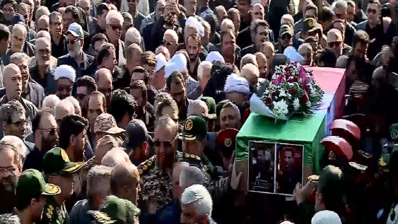 تشییع پیکر مطهر شهید محمد حسین شهریاری در تبریز