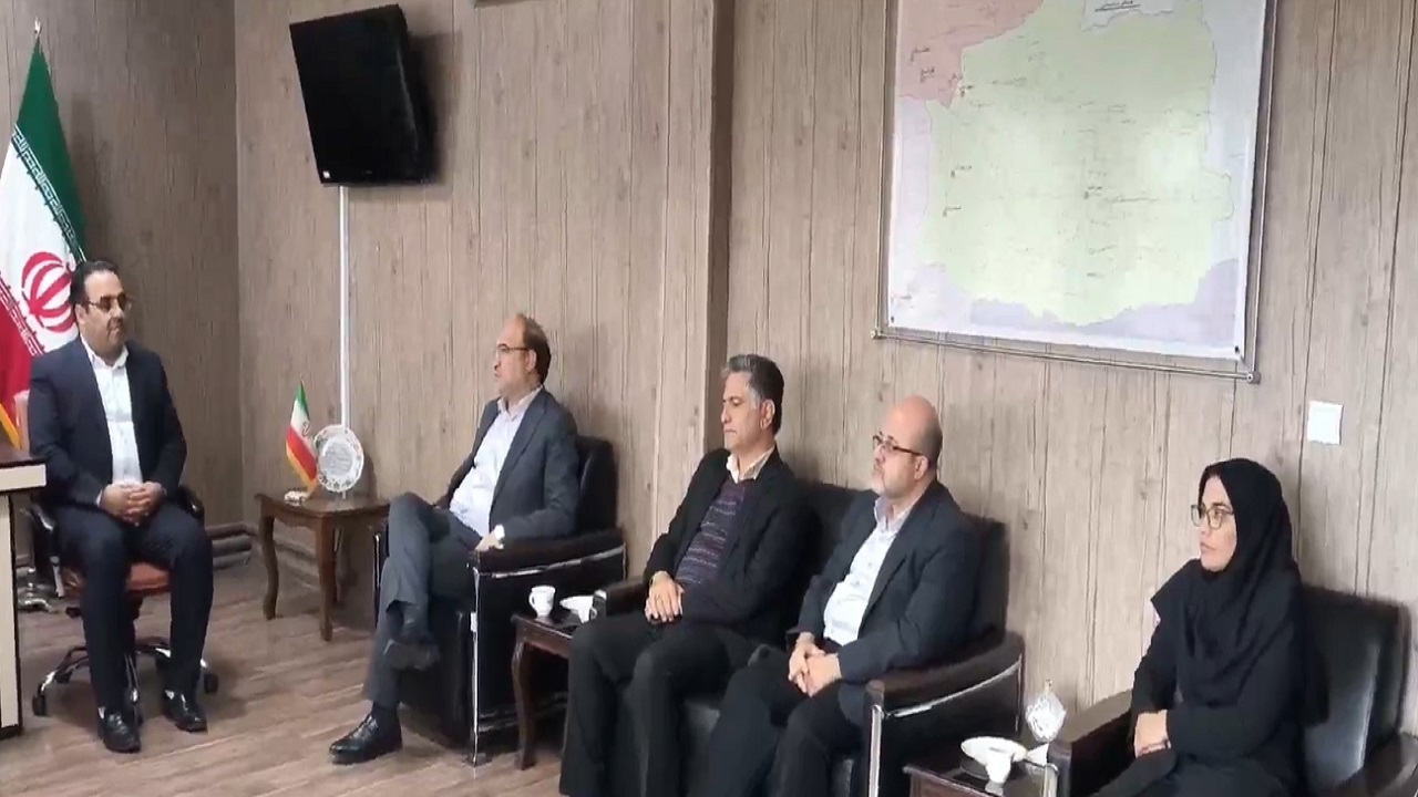 راه اندازی کتابخانه سیار در شهرستان سراب