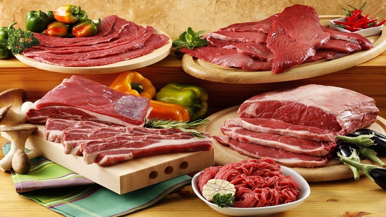 ضرورت واردات سالانه ۲۵۰ هزارتن گوشت قرمز