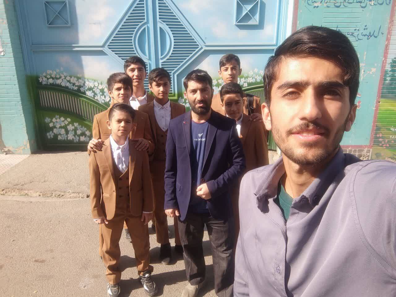قابی خاطره انگیز از گرامیداشت روز در مدرسه شاهد افرازان قم