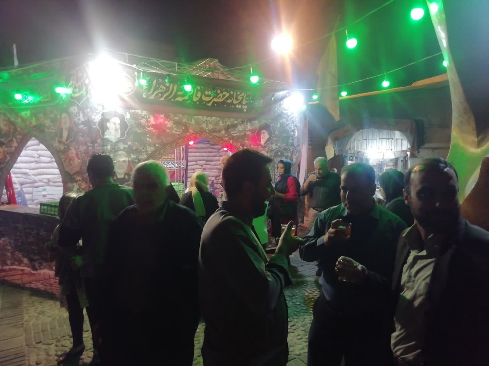 شیراز به مناسبت ایام فاطمیه رنگ و بوی عزا و ماتم گرفت