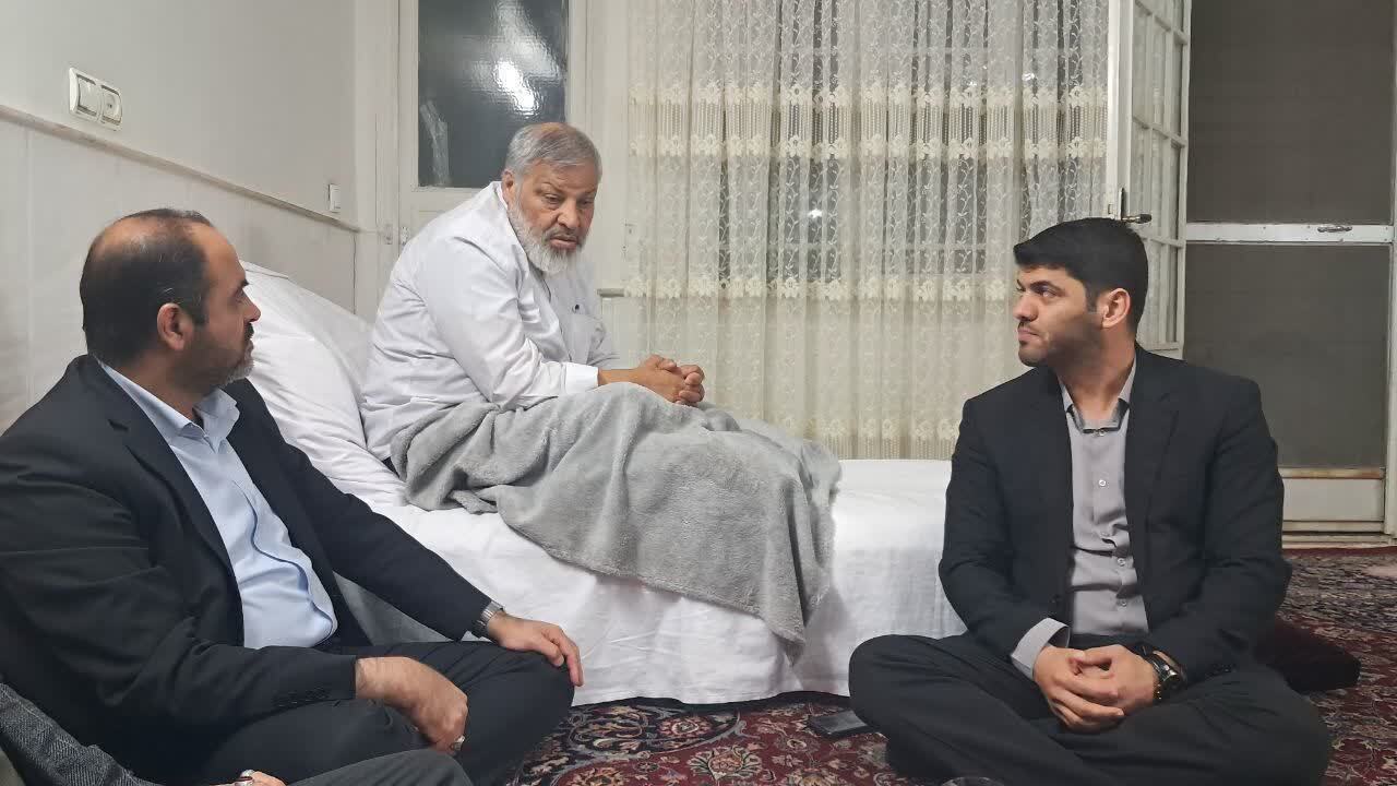 اقدام زیبا و معنوی نماینده مردم نیشابور در مجلس شورای اسلامی و دیدار با جانباز سرافراز اقدام زیبا و معنوی نماینده مردم نیشابور در مجلس شورای اسلامی و دیدار با جانباز سرافراز