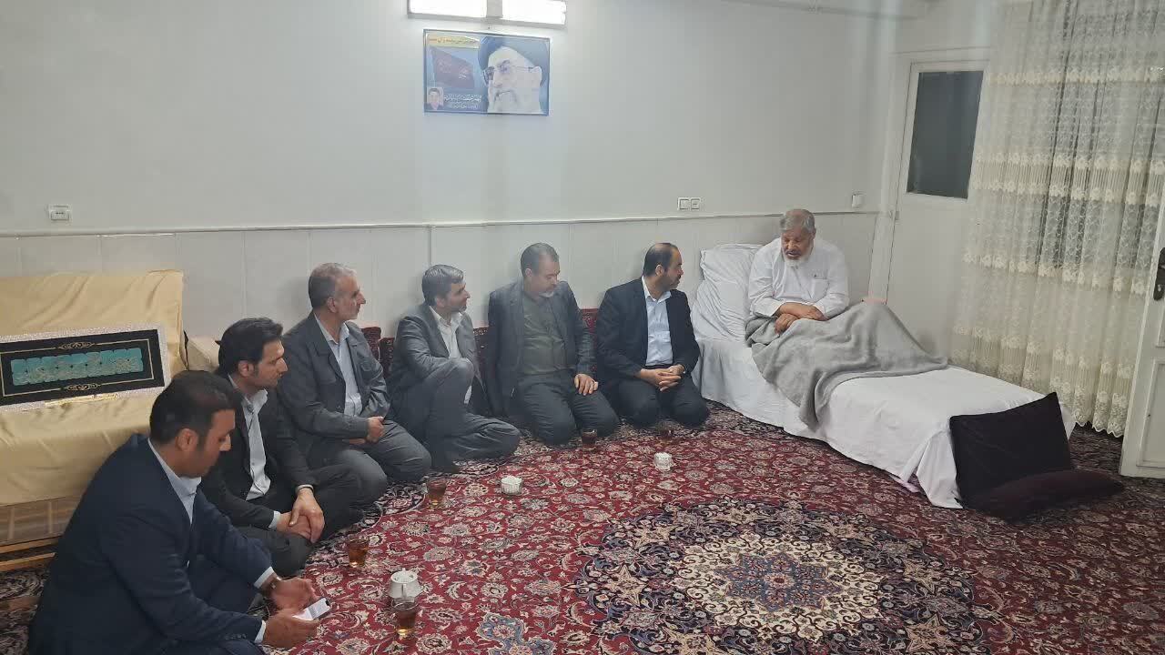اقدام زیبا و معنوی نماینده مردم نیشابور در مجلس شورای اسلامی و دیدار با جانباز سرافراز اقدام زیبا و معنوی نماینده مردم نیشابور در مجلس شورای اسلامی و دیدار با جانباز سرافراز