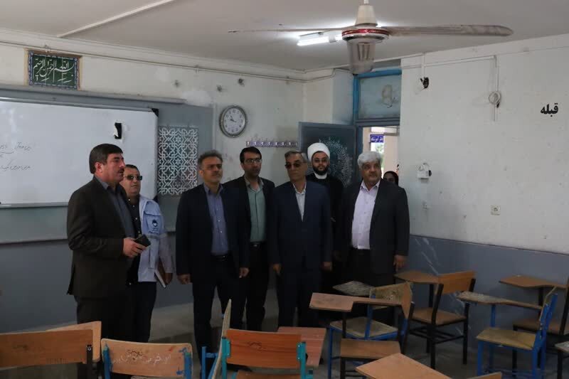 آغاز ترمیم مدارس آسیب‌دیده سپیدان/ بازسازی کمتر از ۲ ماه زمان می‌برد