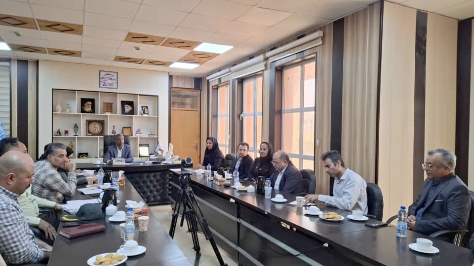 تأکید بر ساماندهی اقامتگاه‌ها و شناورهای غیرمجاز در کمیسیون امنیت گردشگران هرمزگان
