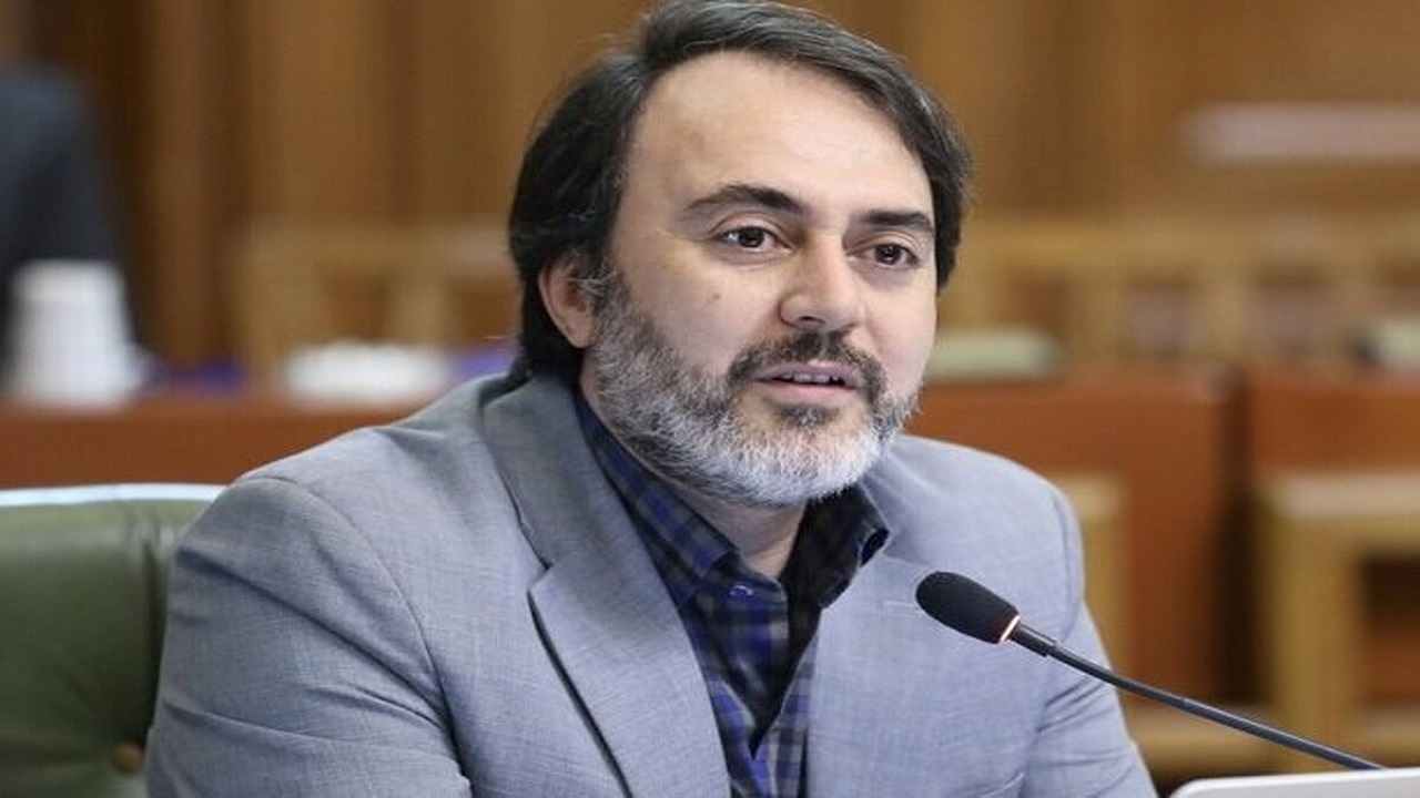 مردم باید با بزرگواری خود افراد ناتوان در مدیریت آب را ببخشند