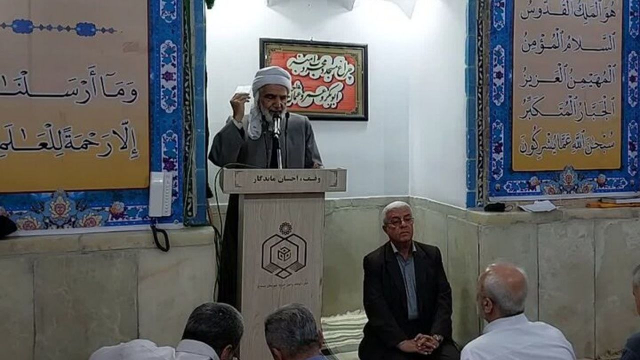 تلاش برای ایجاد صلح و سازش میان افراد عبادت است