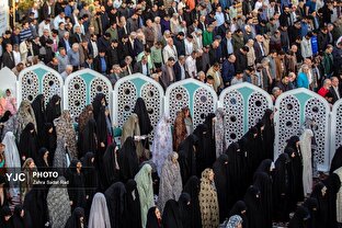 اقامه نماز طلب باران در امام زاده صالح(ع)